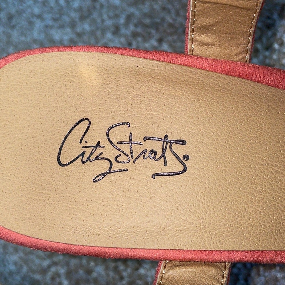 City Streets Sueded Heels - Picture 5 of 13